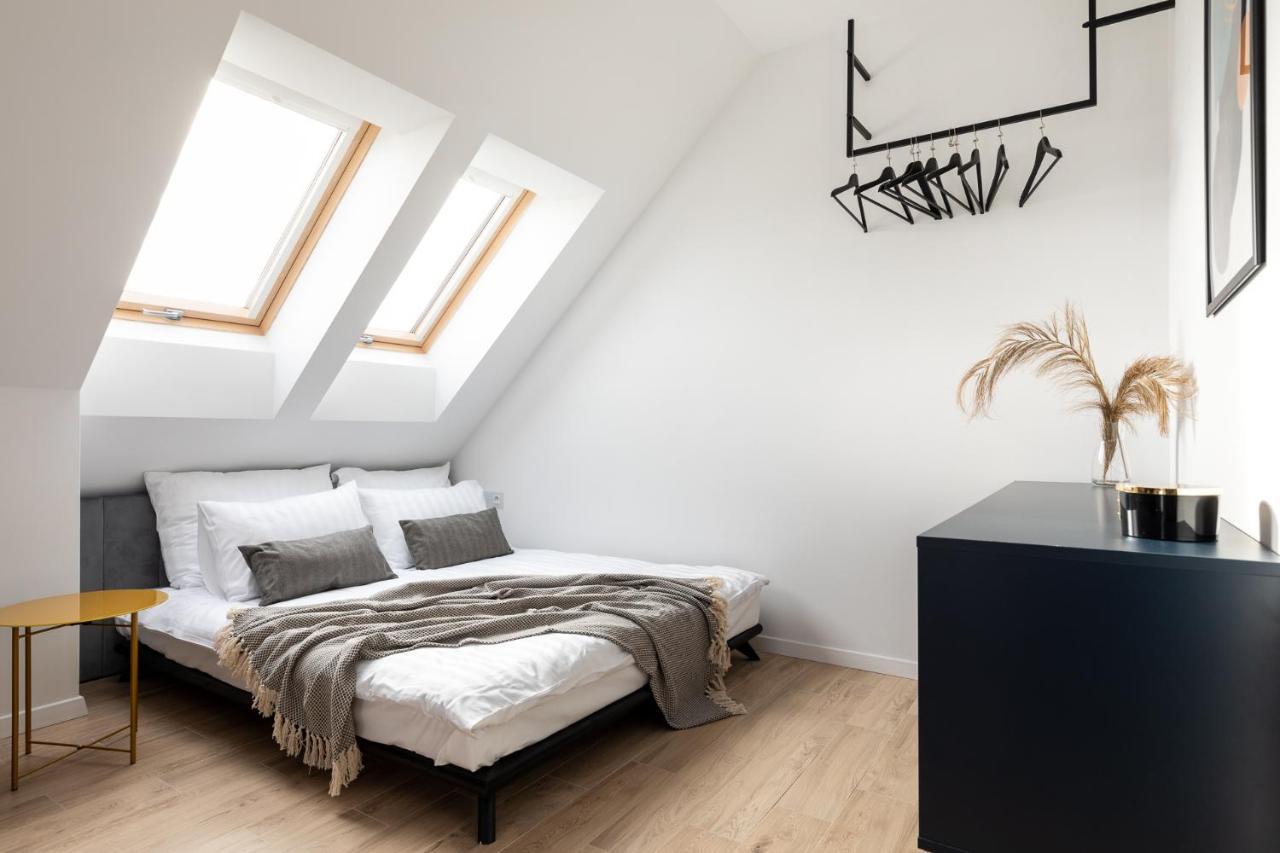 Komfortowe Oh Apartamenty Zator Exteriör bild