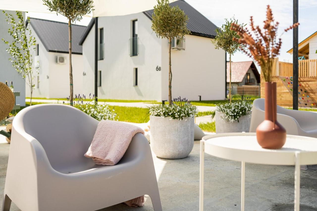 Komfortowe Oh Apartamenty Zator Exteriör bild